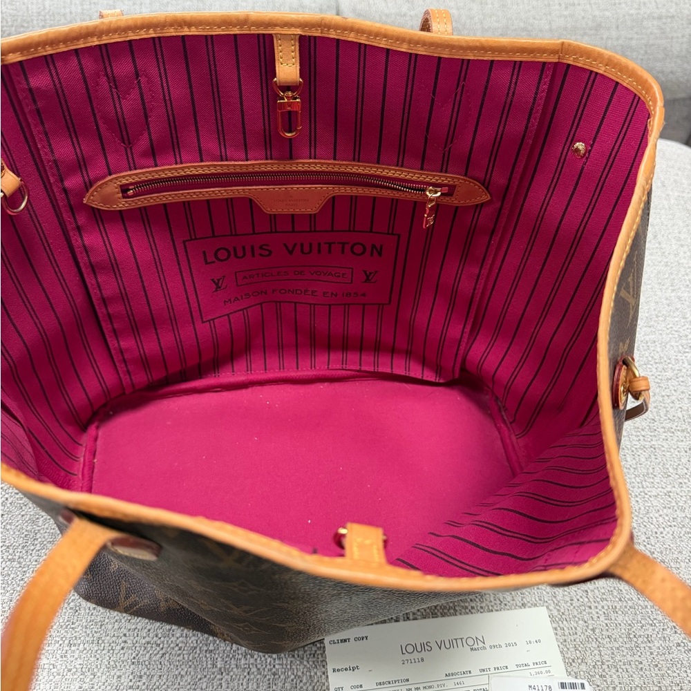 Louis Vuitton Neverfull MM Raspberry - Picture 5 of 15